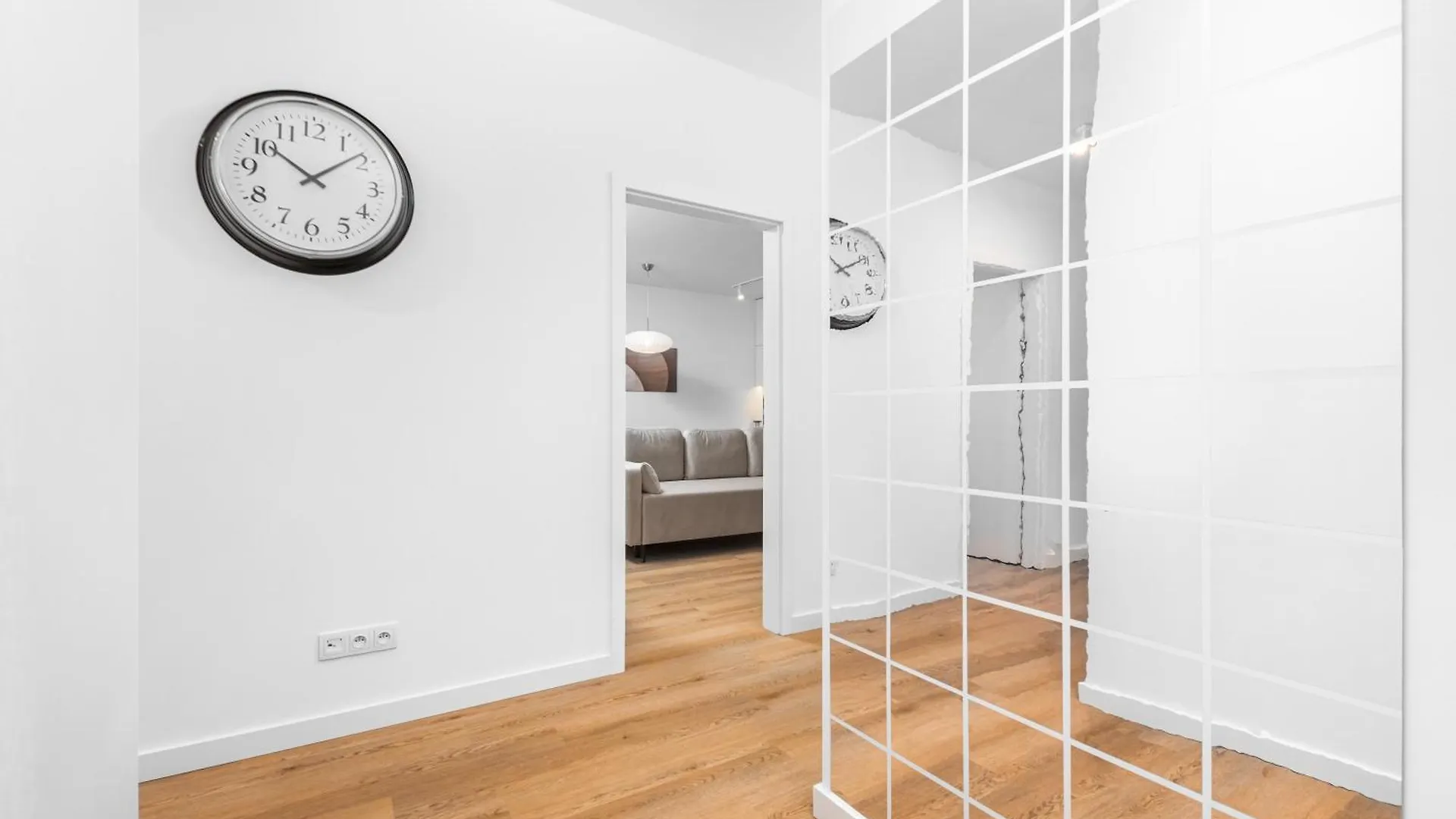 Apartment Przy Torach 3 By Homeprime Warsaw Poland