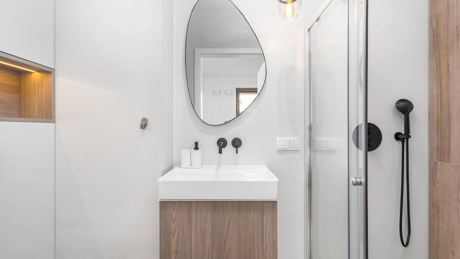 Przy Torach 3 By Homeprime Warsaw